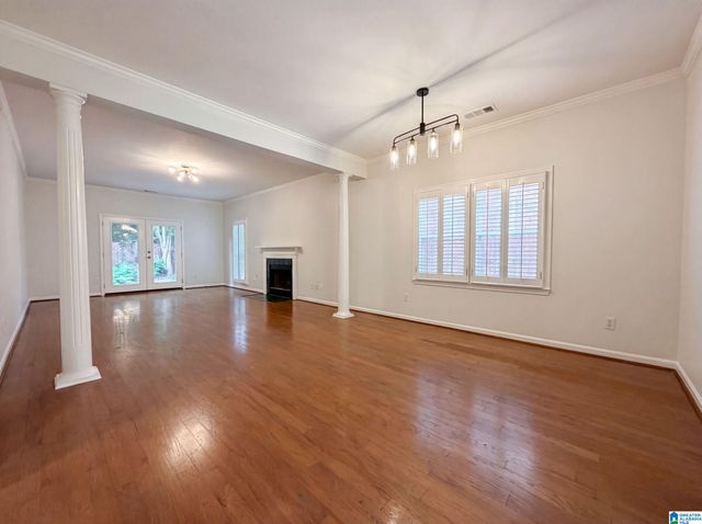 1900 STONE BROOK LANE, Birmingham, AL 35242