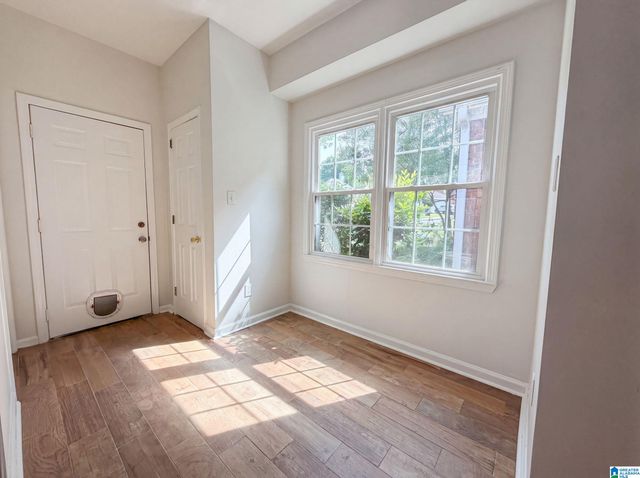 1900 STONE BROOK LANE, Birmingham, AL 35242