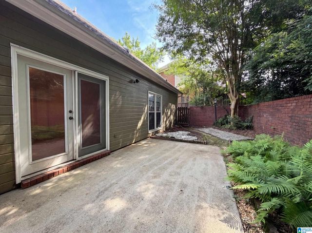 1900 STONE BROOK LANE, Birmingham, AL 35242
