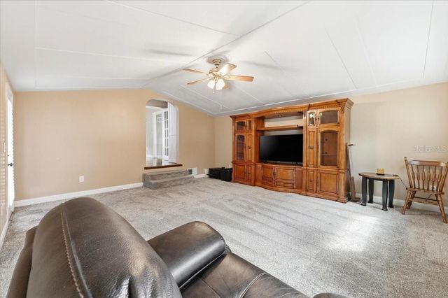 624 AVENUE A NE, Winter Haven, FL 33881