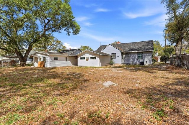 624 AVENUE A NE, Winter Haven, FL 33881