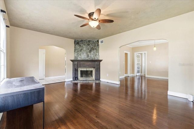 624 AVENUE A NE, Winter Haven, FL 33881