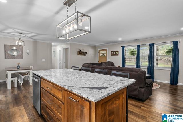766 N SKYLINE DRIVE, Jasper, AL 35503