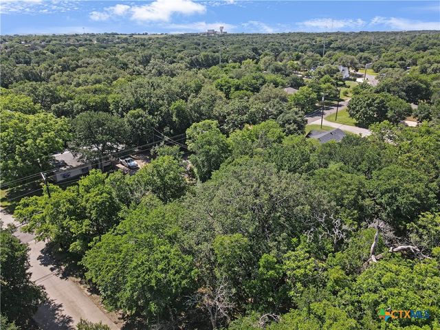 1 Dog Wood Court, Morgans Point Resort, TX 76513