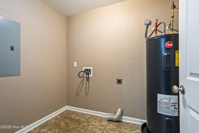 502 Violet Street, Thomson, GA 30824