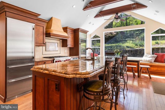 904 ANDORRA RD, Lafayette Hill, PA 19444