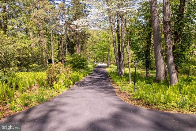 904 ANDORRA RD, Lafayette Hill, PA 19444