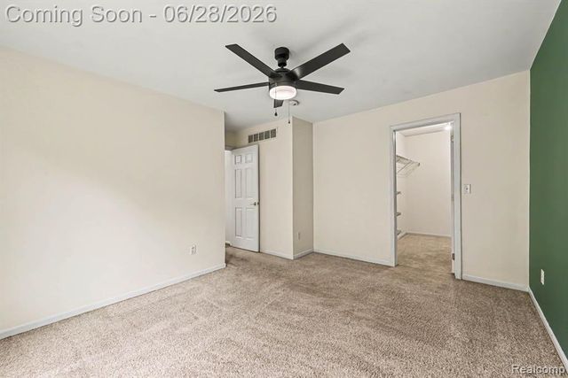 6835 Maplelawn Drive, Ypsilanti, MI 48197