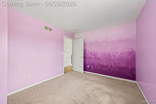 6835 Maplelawn Drive, Ypsilanti, MI 48197