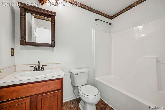 6835 Maplelawn Drive, Ypsilanti, MI 48197