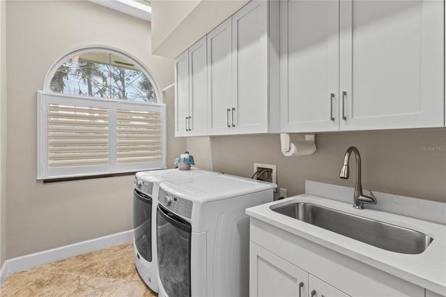 1 N CAYMAN ISLES BOULEVARD, Englewood, FL 34223