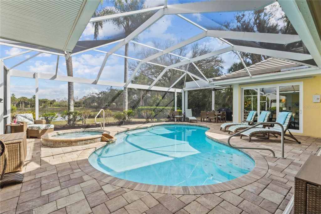 Image 45 of property listing at 1 N CAYMAN ISLES BOULEVARD, Englewood, FL 34223