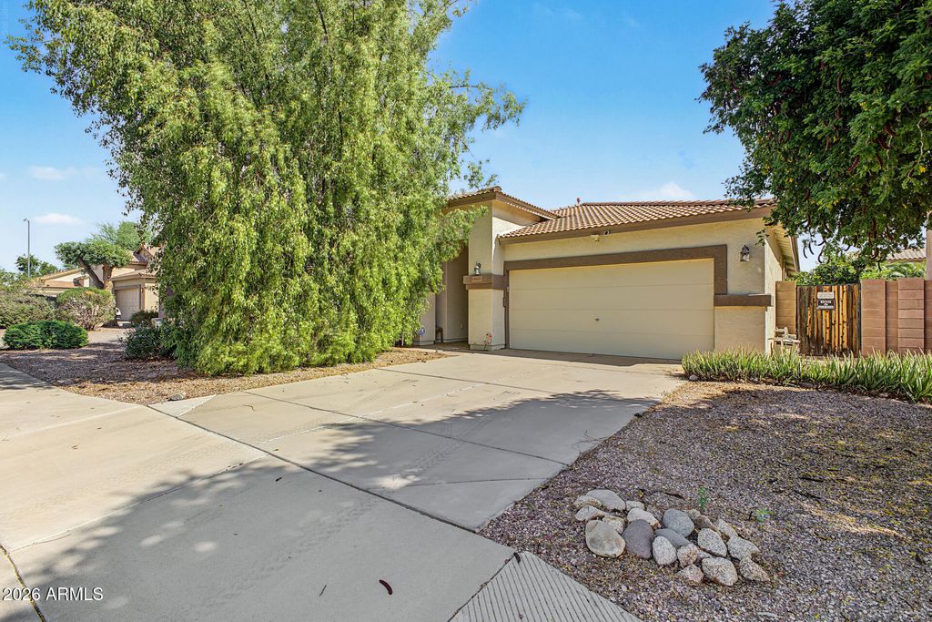 14143 N 159TH Drive, Surprise, AZ 85379 — photo 4