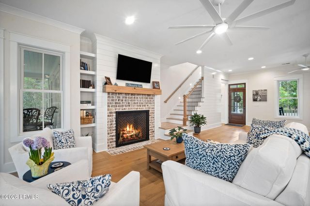 540 Sams Point Road, Beaufort, SC 29907