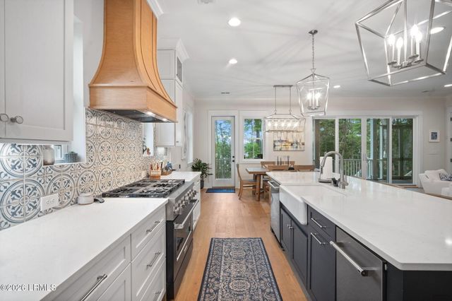 540 Sams Point Road, Beaufort, SC 29907