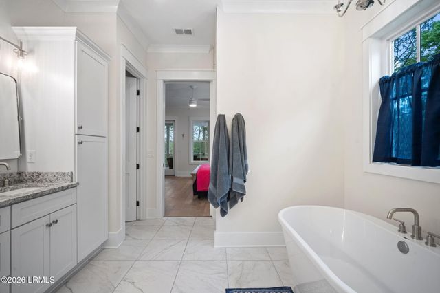 540 Sams Point Road, Beaufort, SC 29907