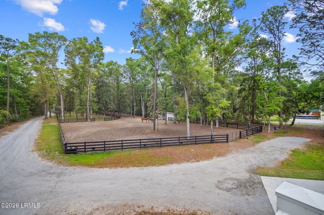 540 Sams Point Road, Beaufort, SC 29907