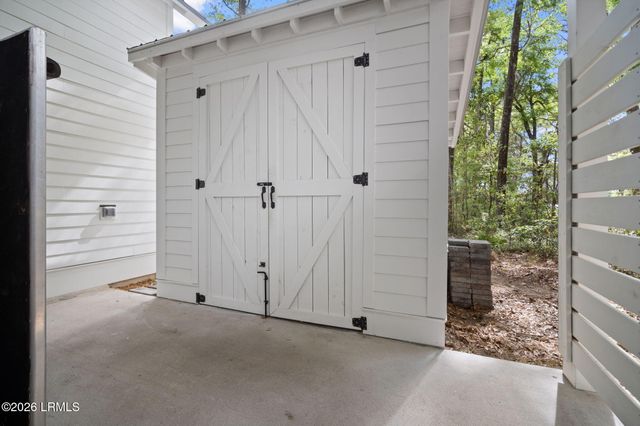 540 Sams Point Road, Beaufort, SC 29907