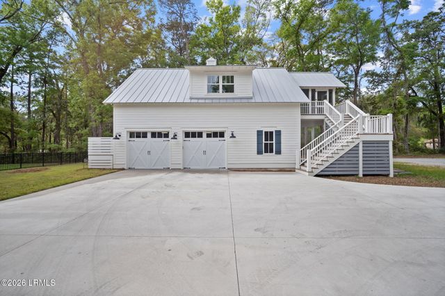 540 Sams Point Road, Beaufort, SC 29907