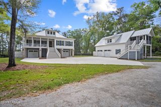 540 Sams Point Road, Beaufort, SC 29907