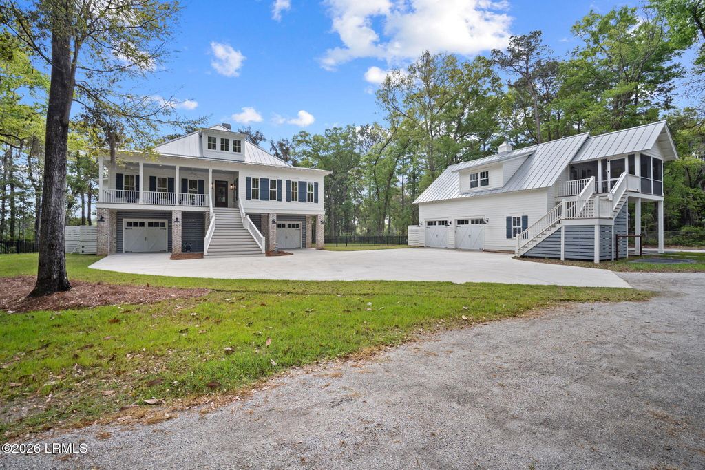 540 Sams Point Road, Beaufort, SC 29907