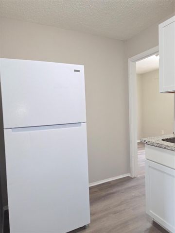 1218 1st Avenue N, Texas City, TX 77590