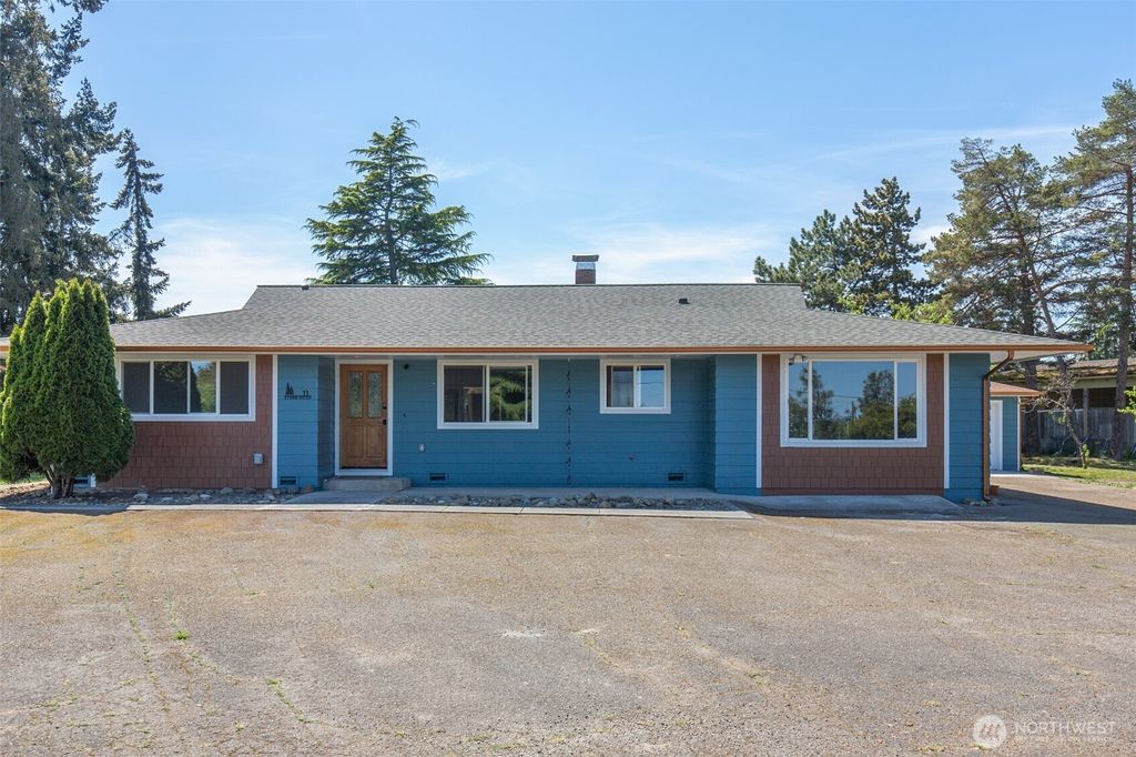 11 Stone Road, Sequim, WA 98382