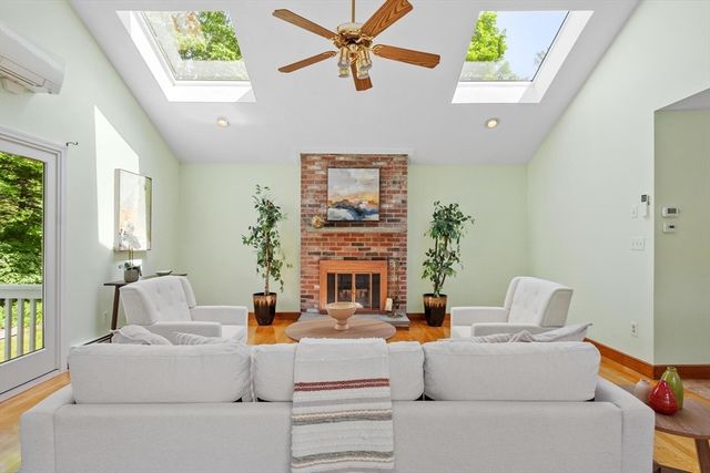 155 Reed St., Lexington, MA 02421