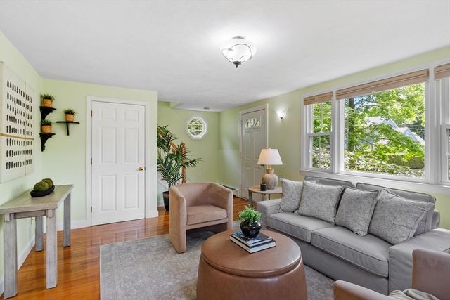 155 Reed St., Lexington, MA 02421