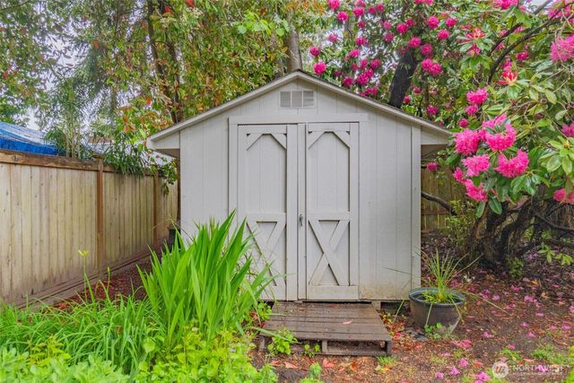 2030 Baker Terrace SE, Olympia, WA 98501