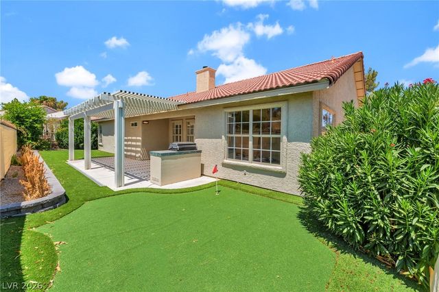 5121 Burr Oak Drive, Las Vegas, NV 89130