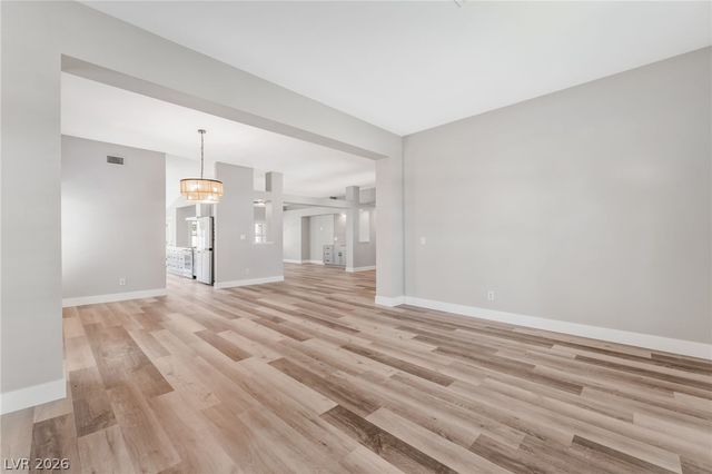 5121 Burr Oak Drive, Las Vegas, NV 89130