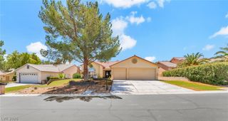 5121 Burr Oak Drive, Las Vegas, NV 89130