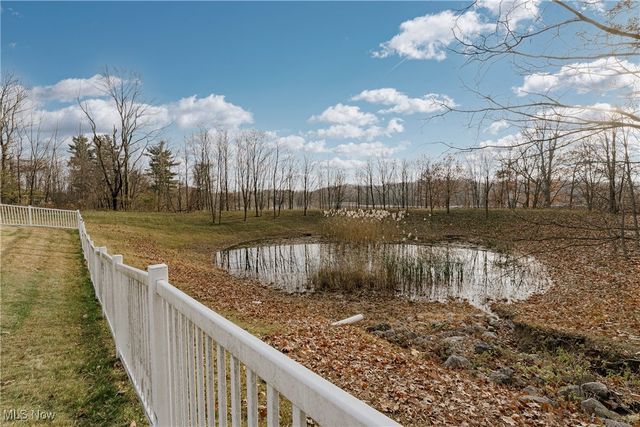 6382 Stonehaven Lane, Bedford Heights, OH 44146