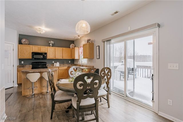 6382 Stonehaven Lane, Bedford Heights, OH 44146