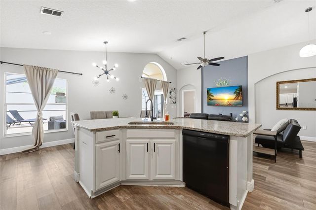 4715 CUMBRIAN LAKES DRIVE, Kissimmee, FL 34746