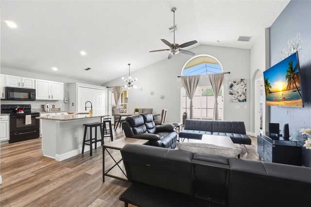 4715 CUMBRIAN LAKES DRIVE, Kissimmee, FL 34746
