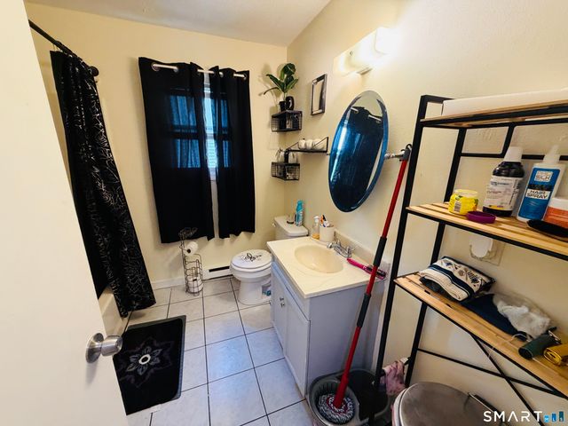 68-70 Arnold Street, Hartford, CT 06106