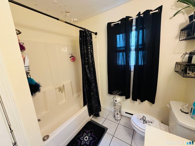 68-70 Arnold Street, Hartford, CT 06106