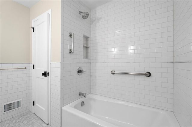 2233 Clairmont Road NE, Atlanta, GA 30329