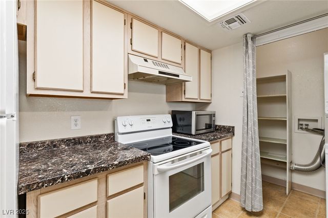 3550 Bay Sands Drive 1029, Laughlin, NV 89029