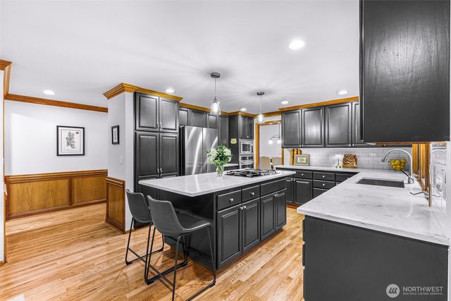 21830 NE 69th Street, Redmond, WA 98053