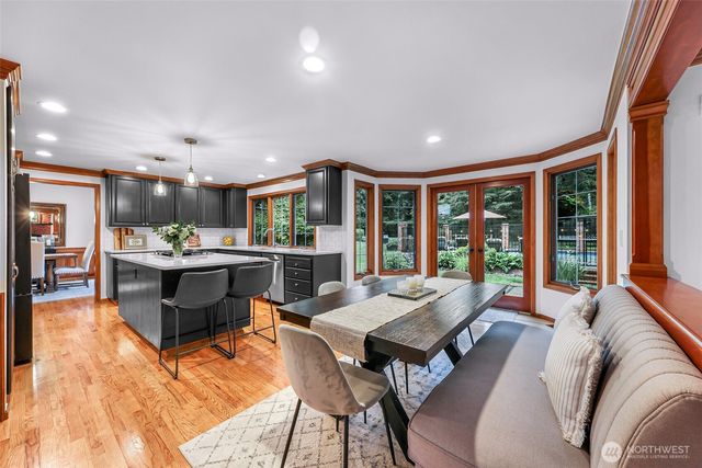 21830 NE 69th Street, Redmond, WA 98053