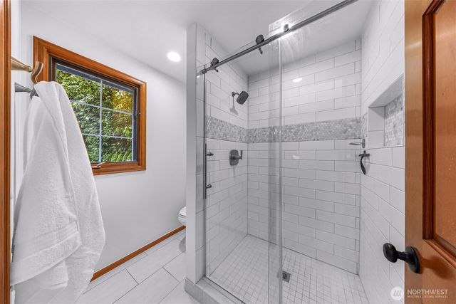 21830 NE 69th Street, Redmond, WA 98053