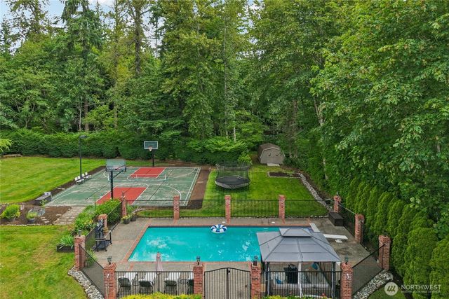 21830 NE 69th Street, Redmond, WA 98053