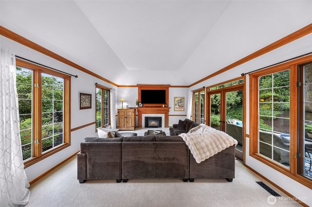 21830 NE 69th Street, Redmond, WA 98053
