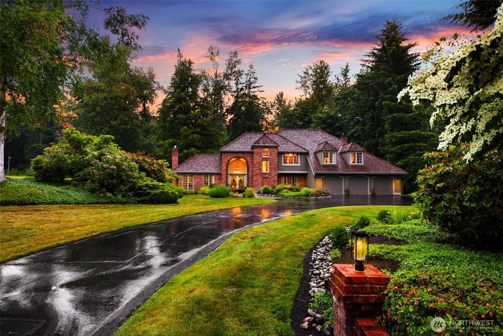 21830 NE 69th Street, Redmond, WA 98053
