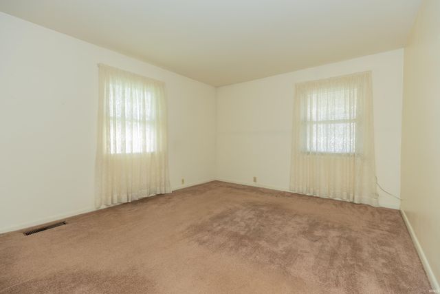 4500 Longfield Drive, Evansville, IN 47710
