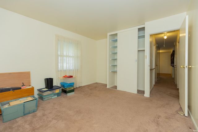 4500 Longfield Drive, Evansville, IN 47710