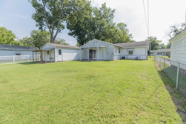 4500 Longfield Drive, Evansville, IN 47710